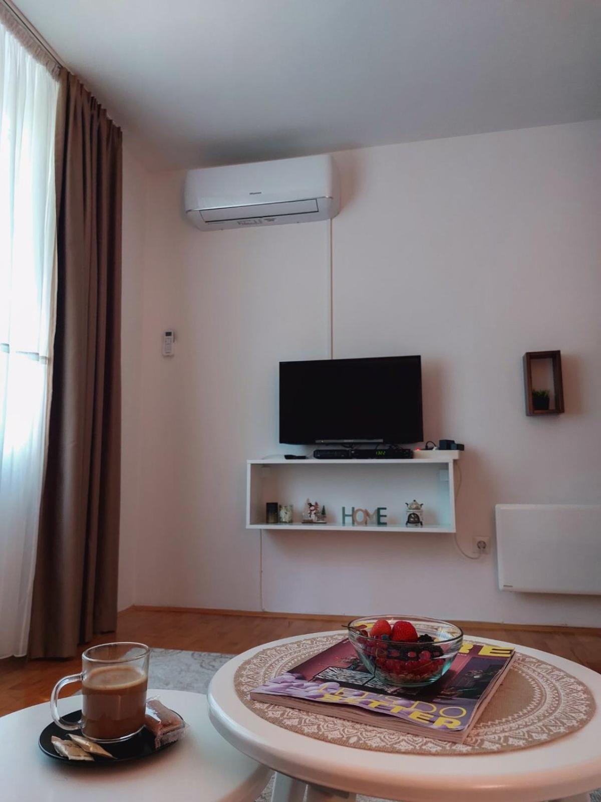 Apartman Rejna 塞拉耶佛 外观 照片